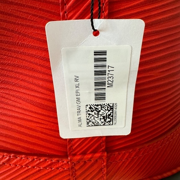 NWT Louis Vuitton Alma Travel GM Epi Leather Vermillon Red - Picture 4 of 13